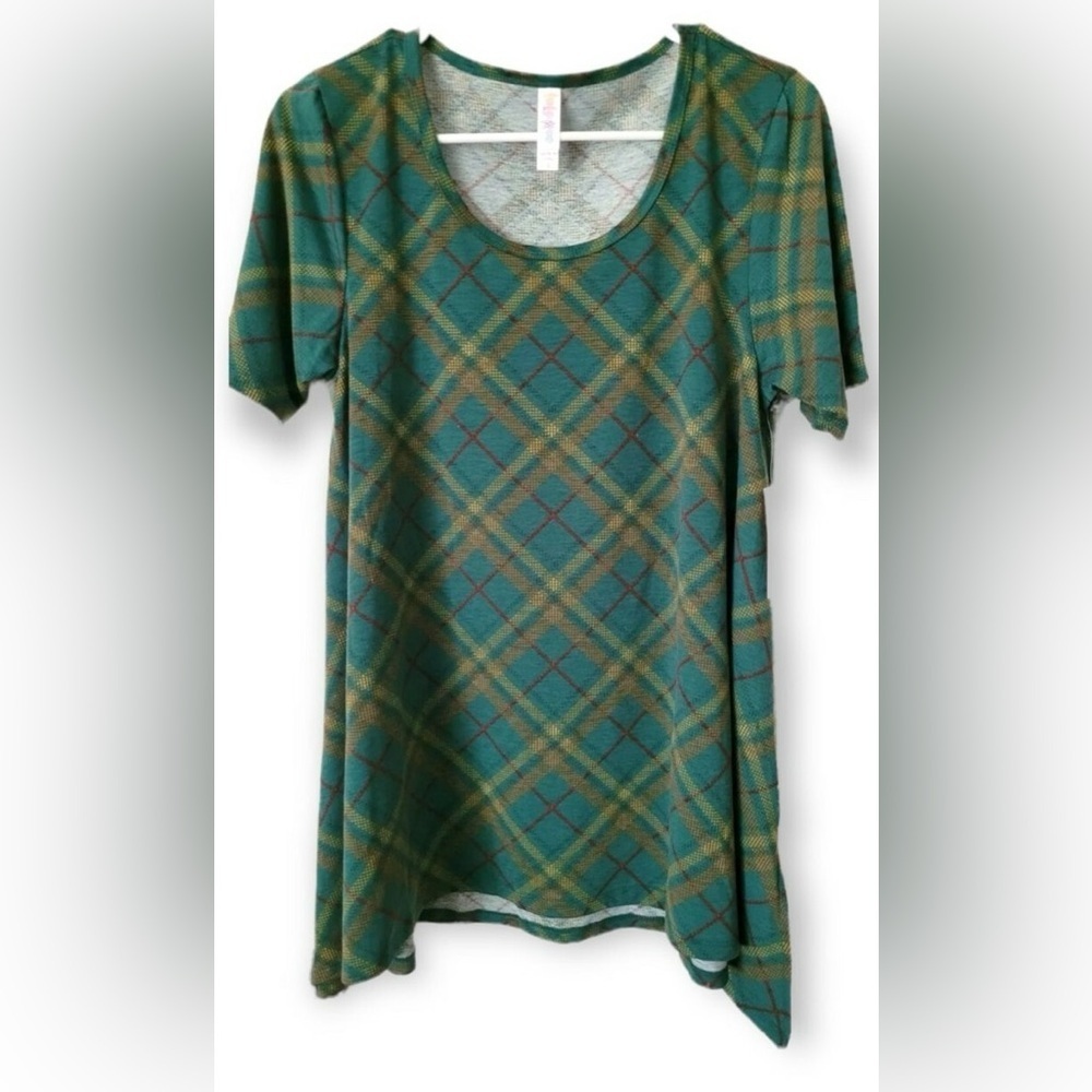 NWT LuLaRoe Perfect T Green Plaid Irish Tartan Holiday Short Sleeve Tee Size XXS